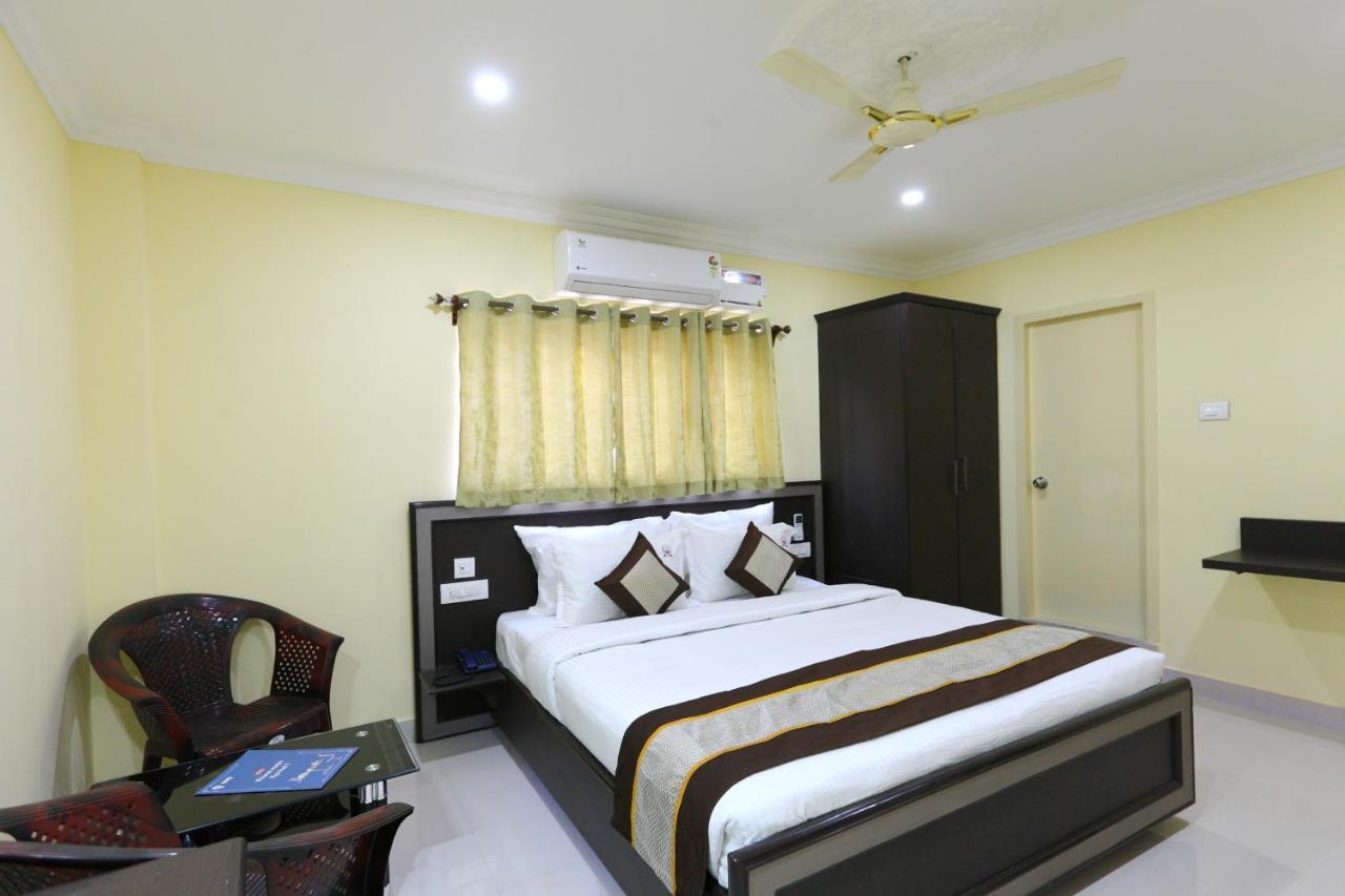 Pleasant Days Hotel Ченай Екстериор снимка