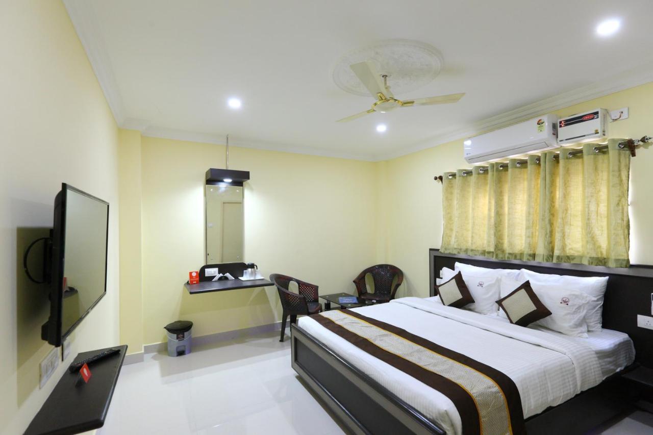 Pleasant Days Hotel Ченай Екстериор снимка