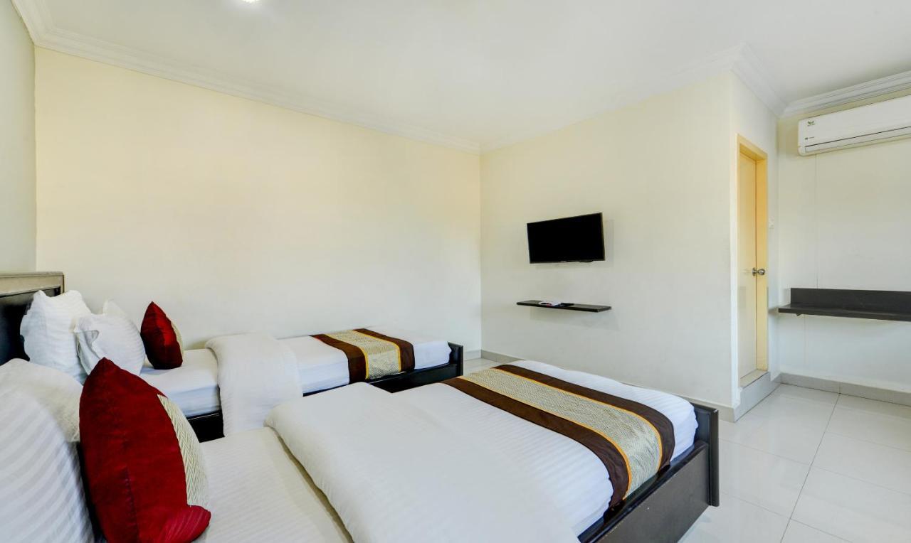 Pleasant Days Hotel Ченай Екстериор снимка