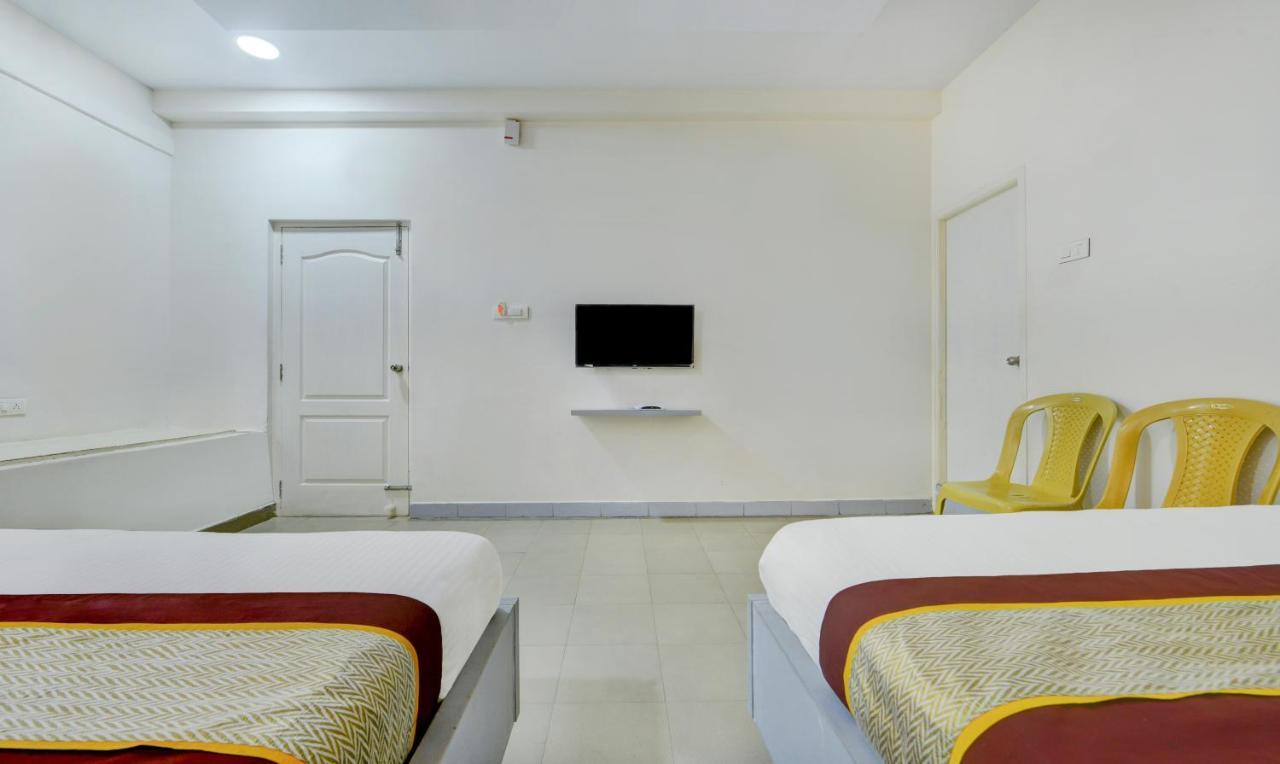 Pleasant Days Hotel Ченай Екстериор снимка